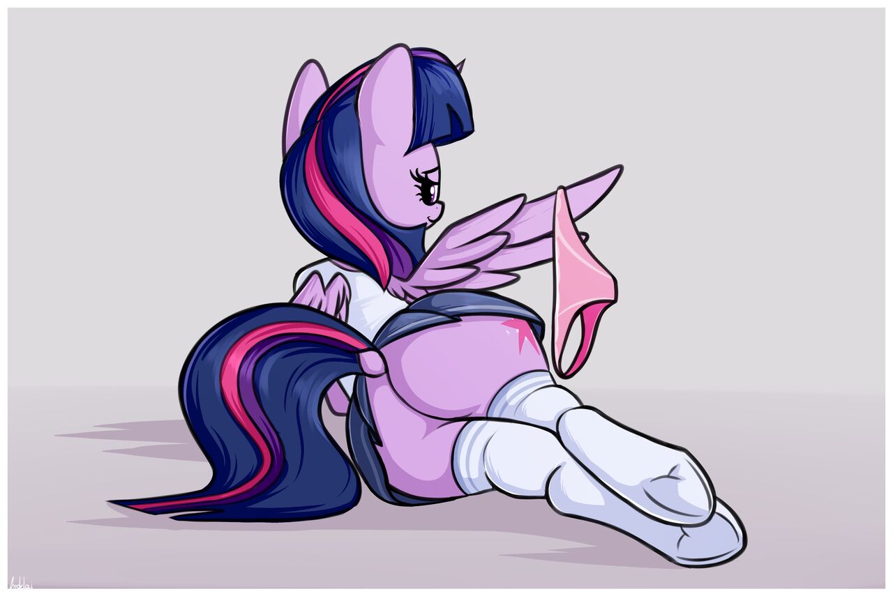 Twilight Senpai page 11 full